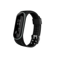 eses Szilikon szíj a Xiaomi Mi Band 5 és Xiaomi Mi Band 6 modellekhez - Fekete, szürke varrással