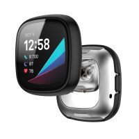 Védőburkolat Fitbit Versa 3 és Sense készülékekhez - Fekete