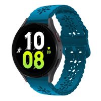 eses Perforált mintás szilikon szíj Samsung Galaxy Watch 4, 5, 6 készülékekhez - Türkizkék 20 mm