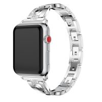 eses Elegáns fém szíj az Apple Watch-hoz - Ezüst 38mm, 40mm, 41mm